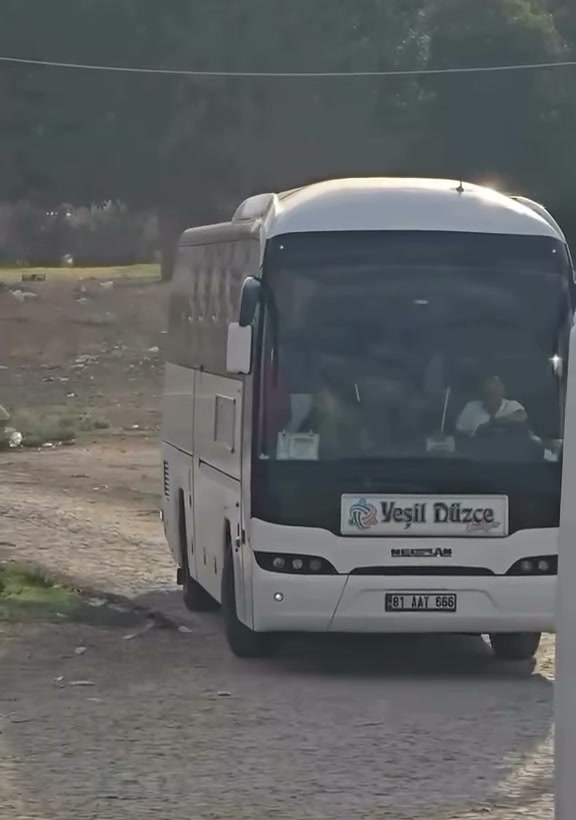Yeşil Düzce Turizm otobüsü